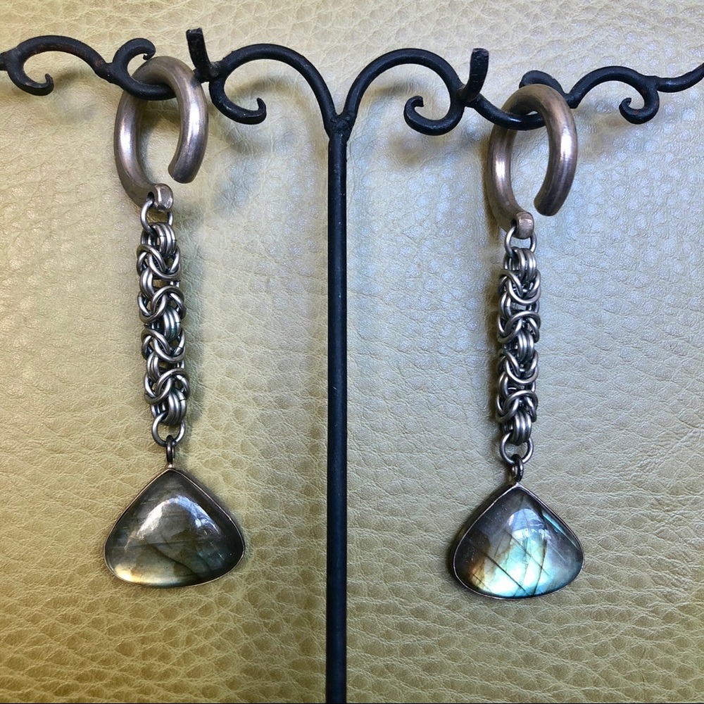 Ear weights